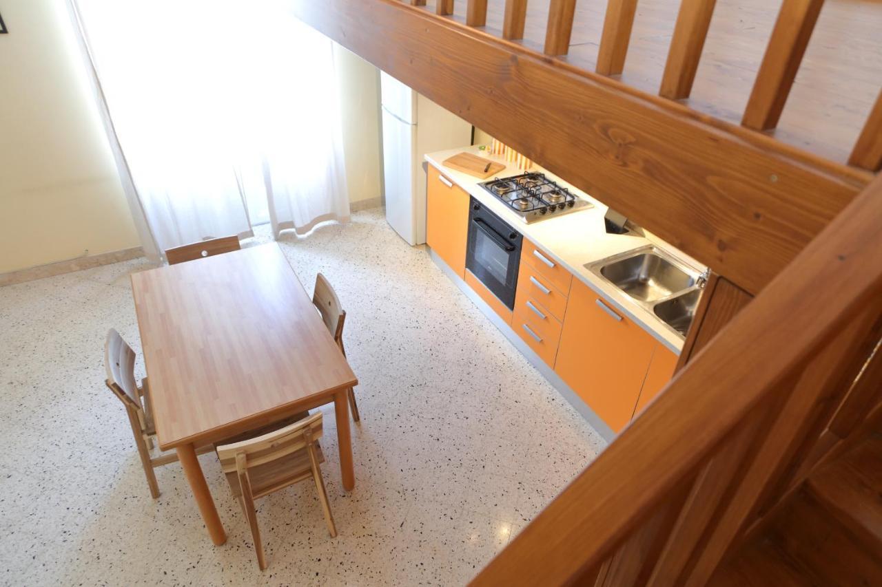 Sunny Flat - Self Apartments 체팔루 외부 사진